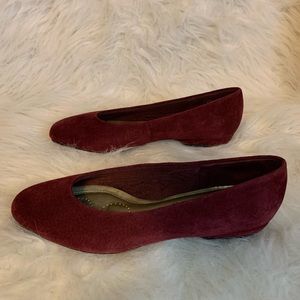 NWOT Burgundy Leather Hush Puppies Shoes
